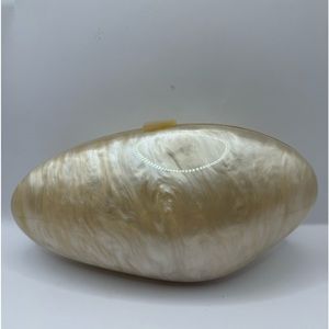 GUC- EVENING ACRYLIC CLUTCH BAG, PEARL BEIGE